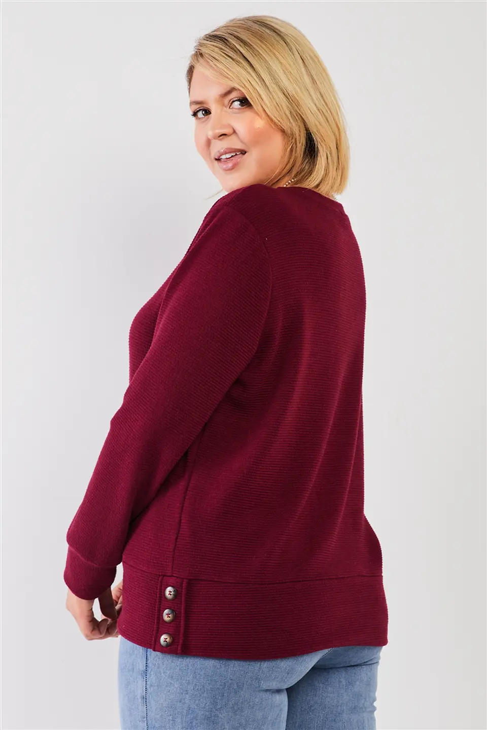 Sweater con aplicación de botones en cintura SW043 5