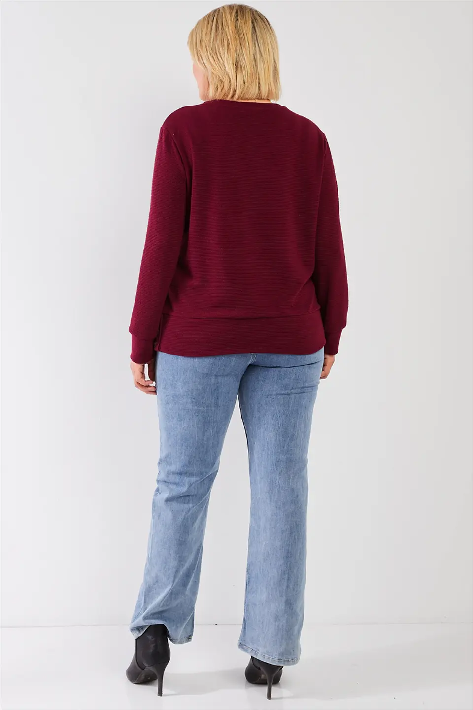 Sweater con aplicación de botones en cintura SW043 7