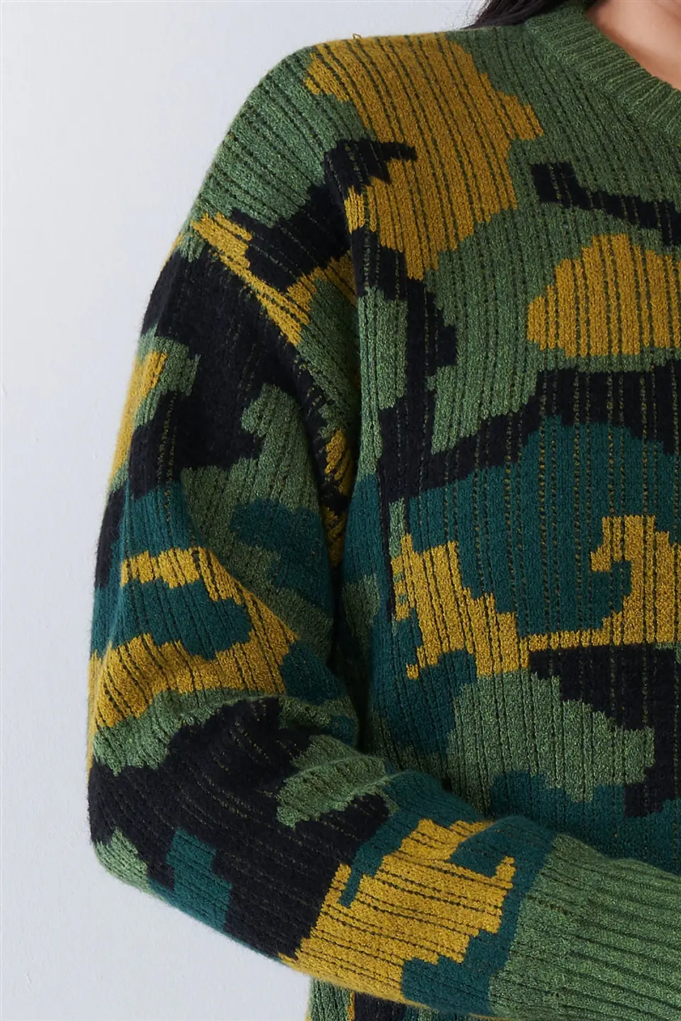 Sweater grueso militar SW044 10