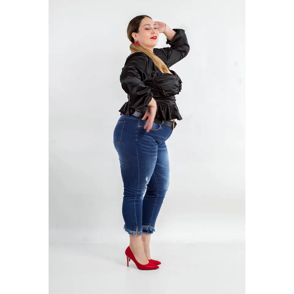 Jeans JE007 flequillos en bota 4