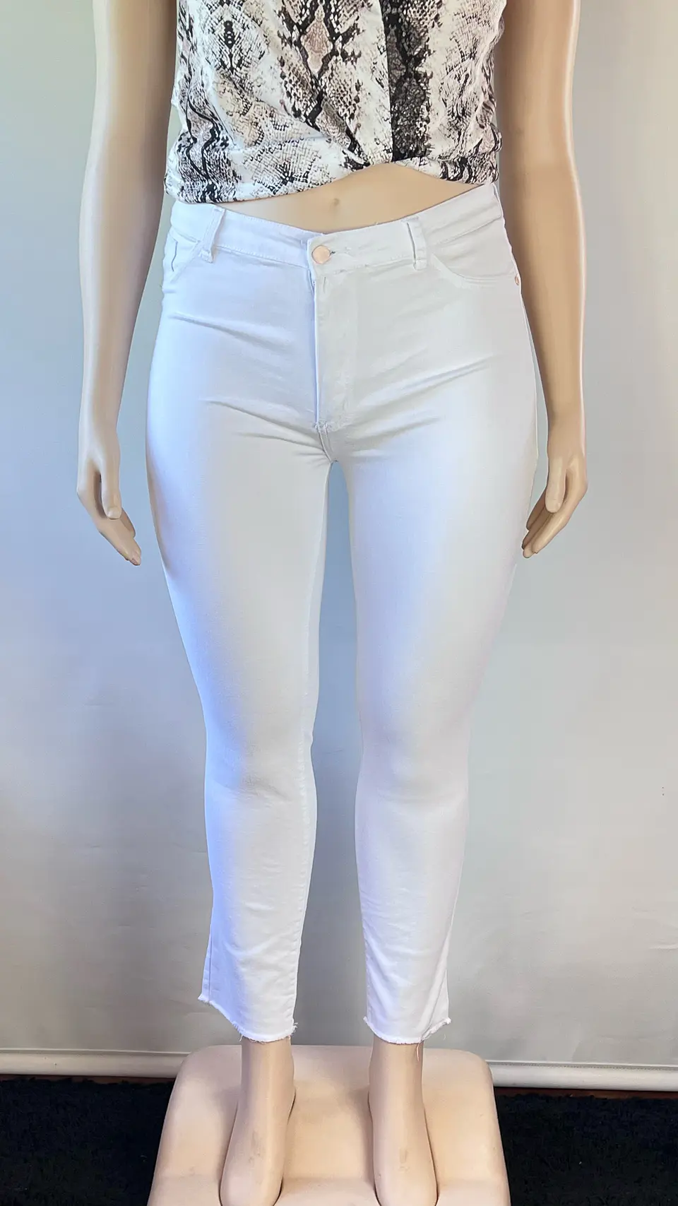 Jeans JE023 blanco 2