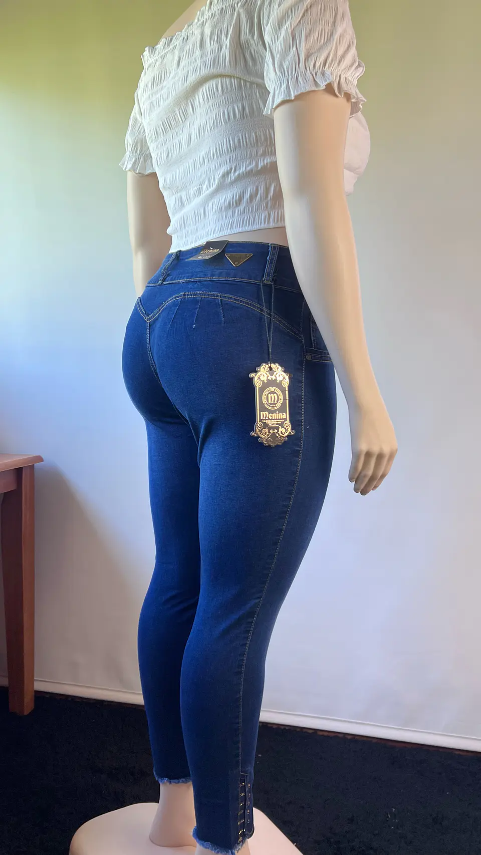 Jeans JE029 tachas en bota 5