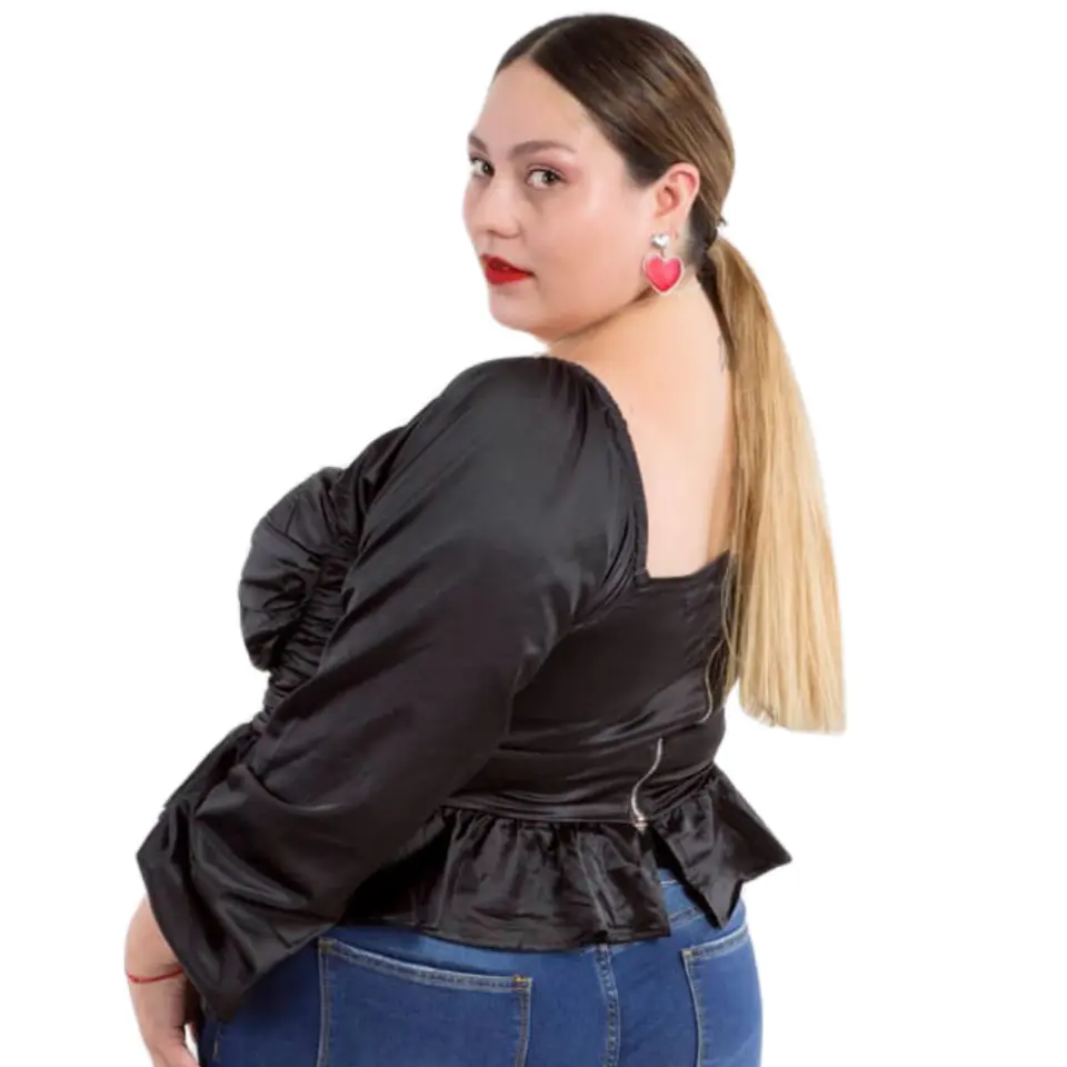 Crop Top PN041 con mangas largas 2