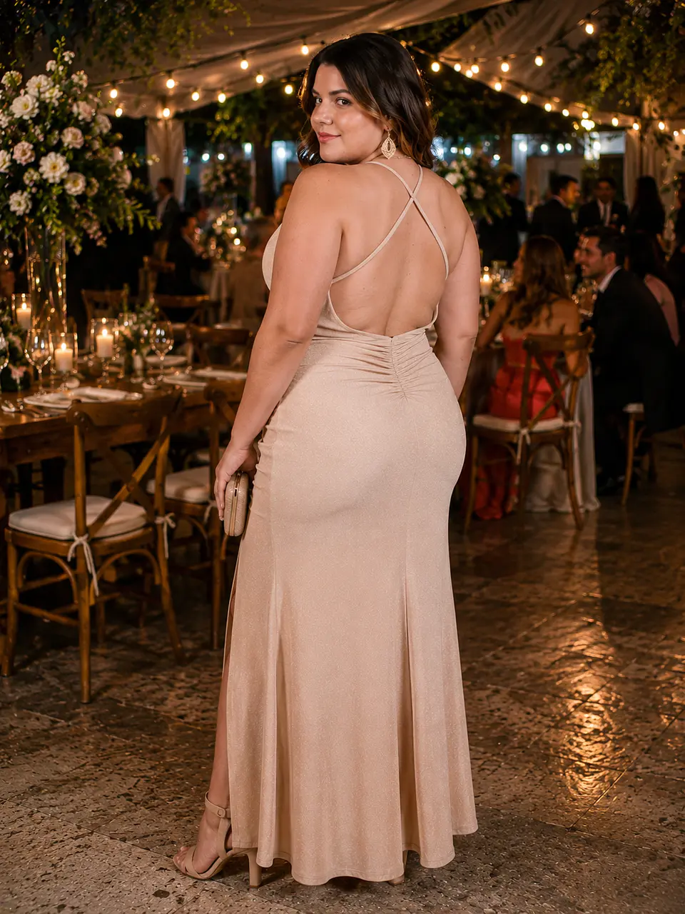 Vestido PV199 espalda descubierta de tela brillante  2