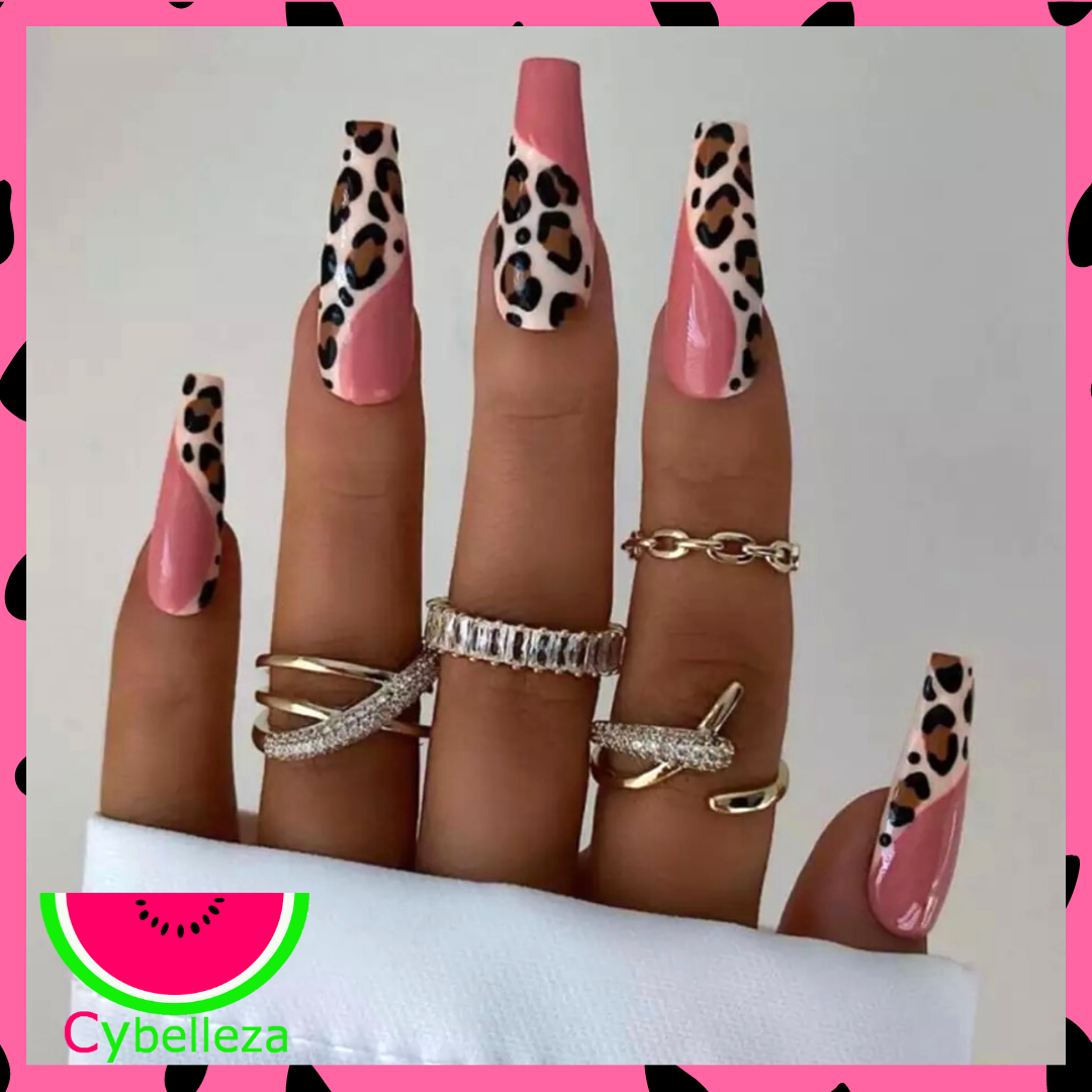 Modelo 18 uñas Press on