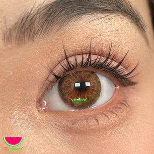 Cleopatra Hazel pupila reducida Cybelleza