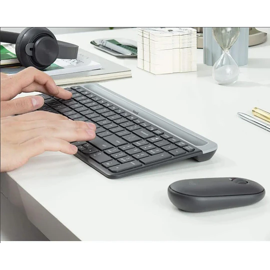 Kit Inalambrico teclado y mouse Logitech MK470 (Receptor USB, Grafito)