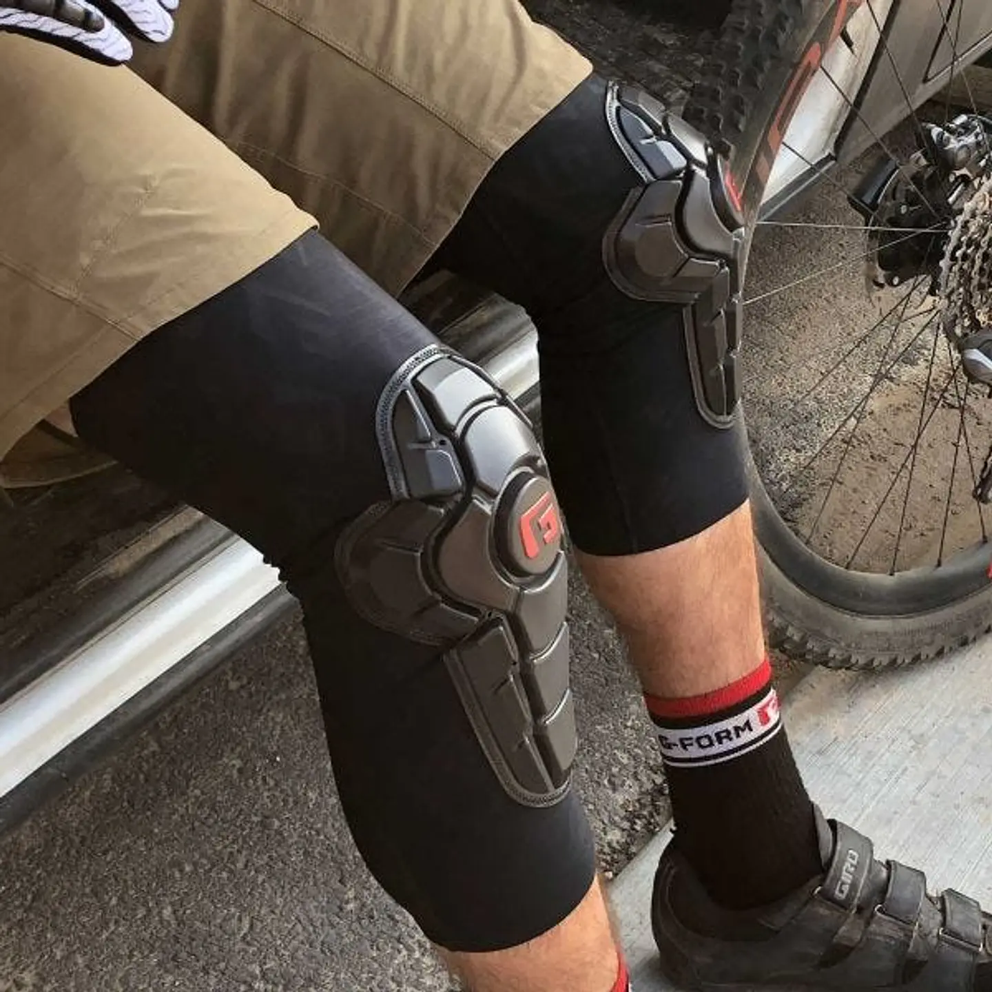  G-FORM KNEE PRO-X3  2