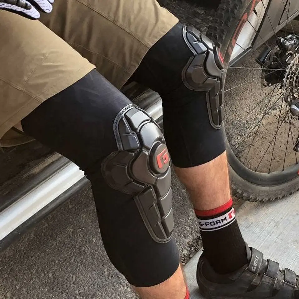  G-FORM KNEE PRO-X3  2
