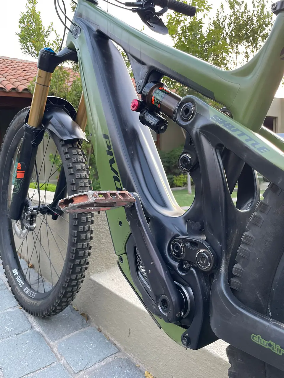 Pivot Shuttle AM 2022 talla M 2