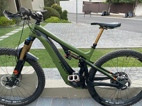 Pivot Shuttle AM 2022 talla M
