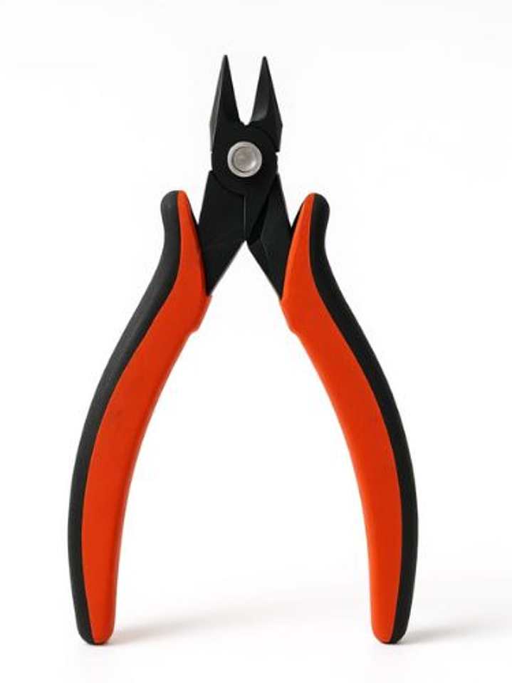 Alicate de Corte Fino 1