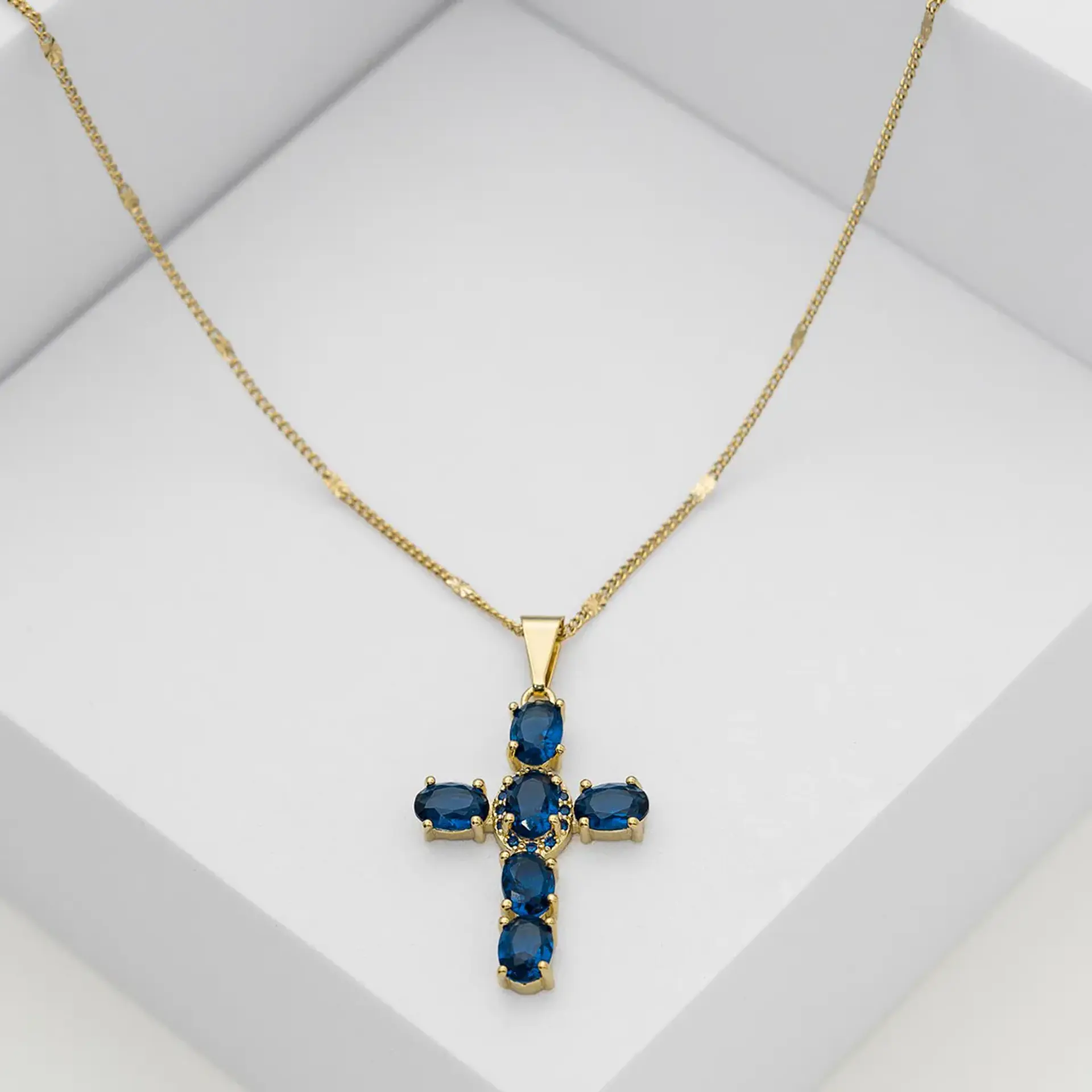Cuban Woven Chain with Sparkles 2