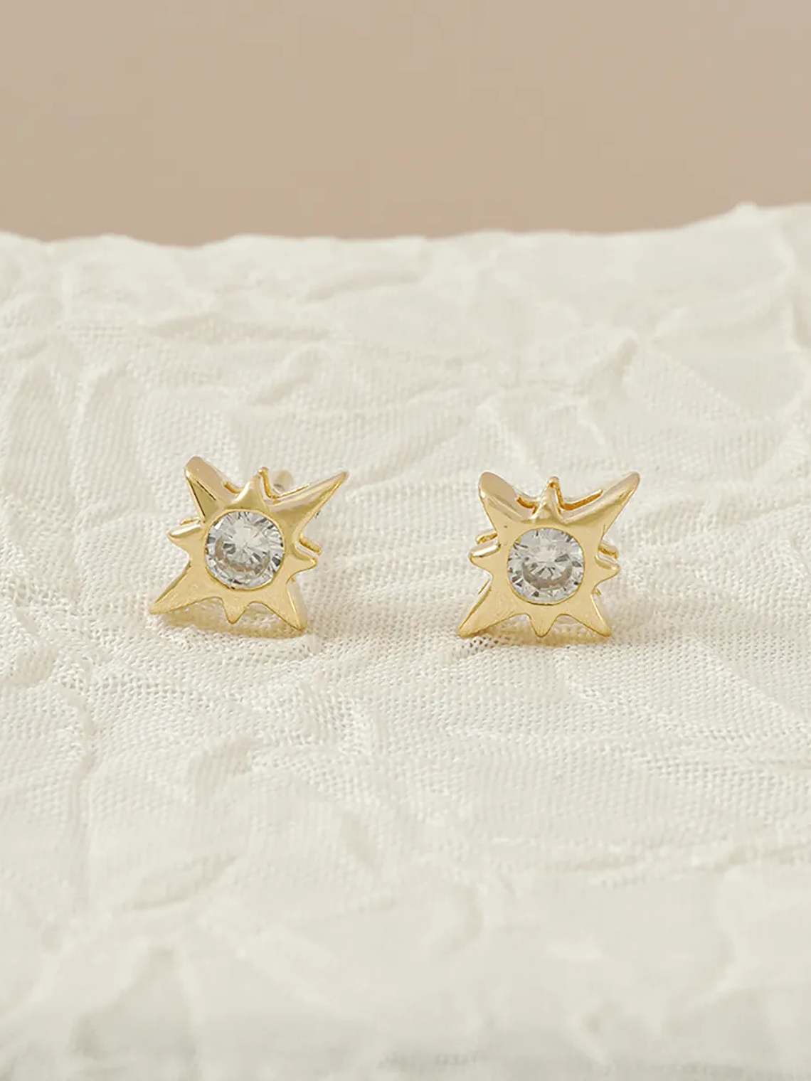 Zirconia Star Earring 2