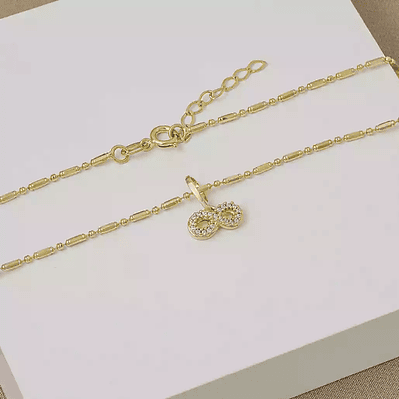 Dije Infinito circonias