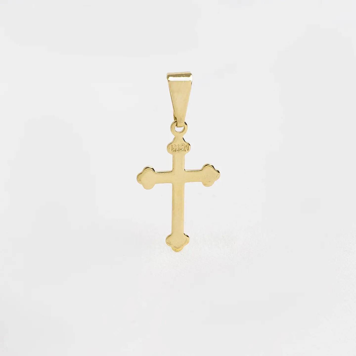 Dije Cruz Inri Delgada 1.5cms 1