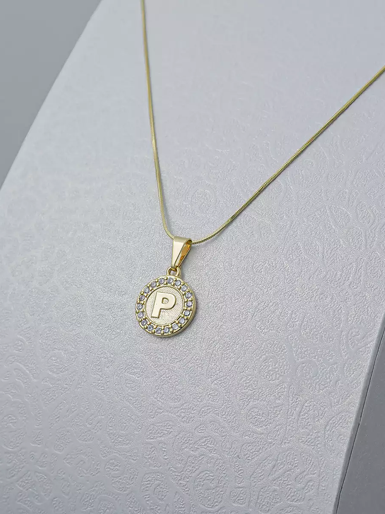 Dije Letra P Circular  1