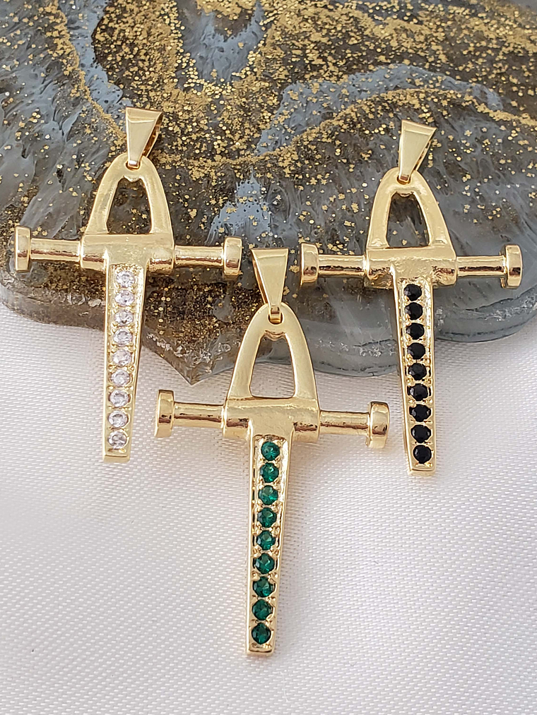 Dije Cruz Pendulo con Circonias 1