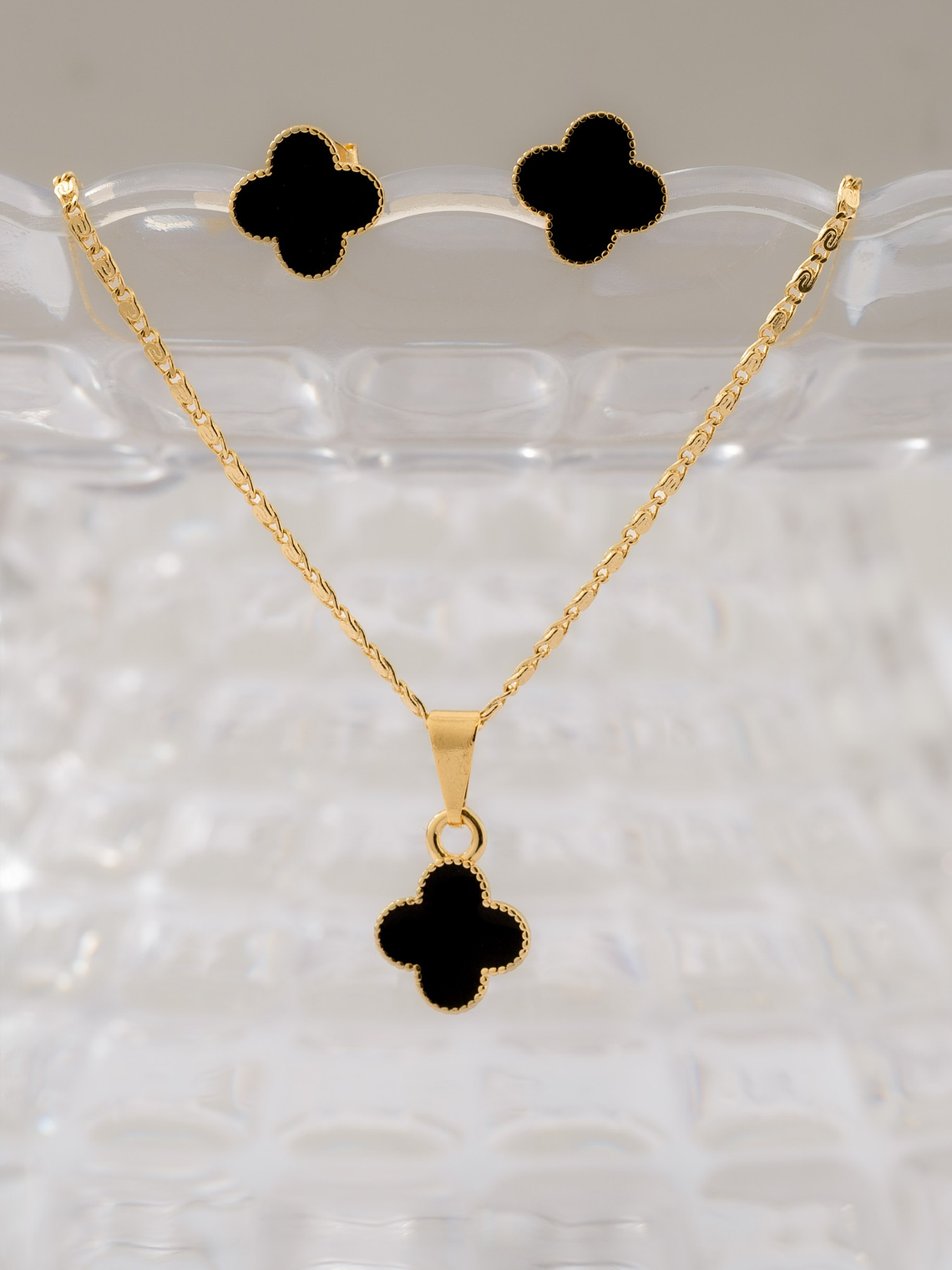 Conjunto Clover Negro 1 Cm 1