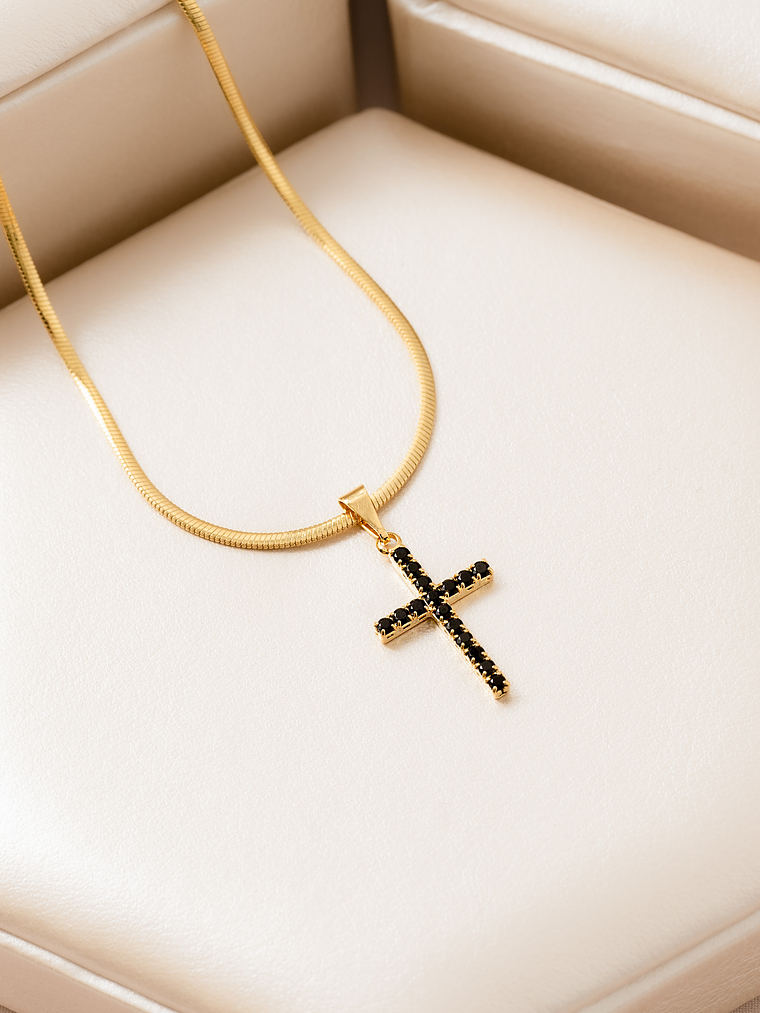 Dije Cruz Circonias Mediana Negra 2