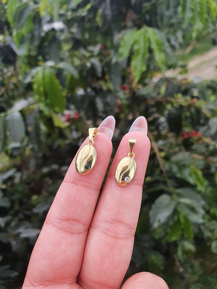 Dije Grano de Cafe Verde Esmeralda  1