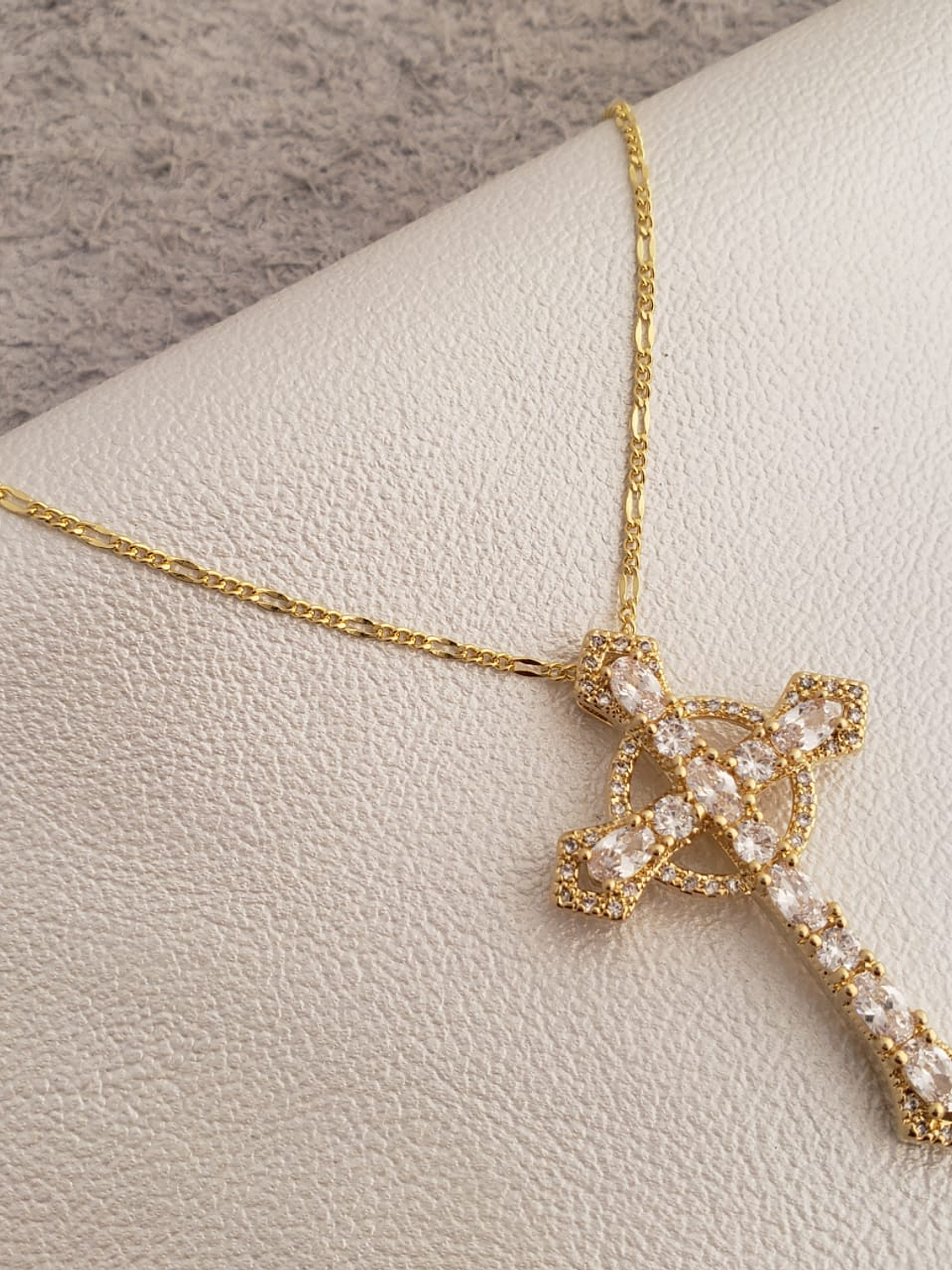 Dije Cruz Circonias Cristal  2