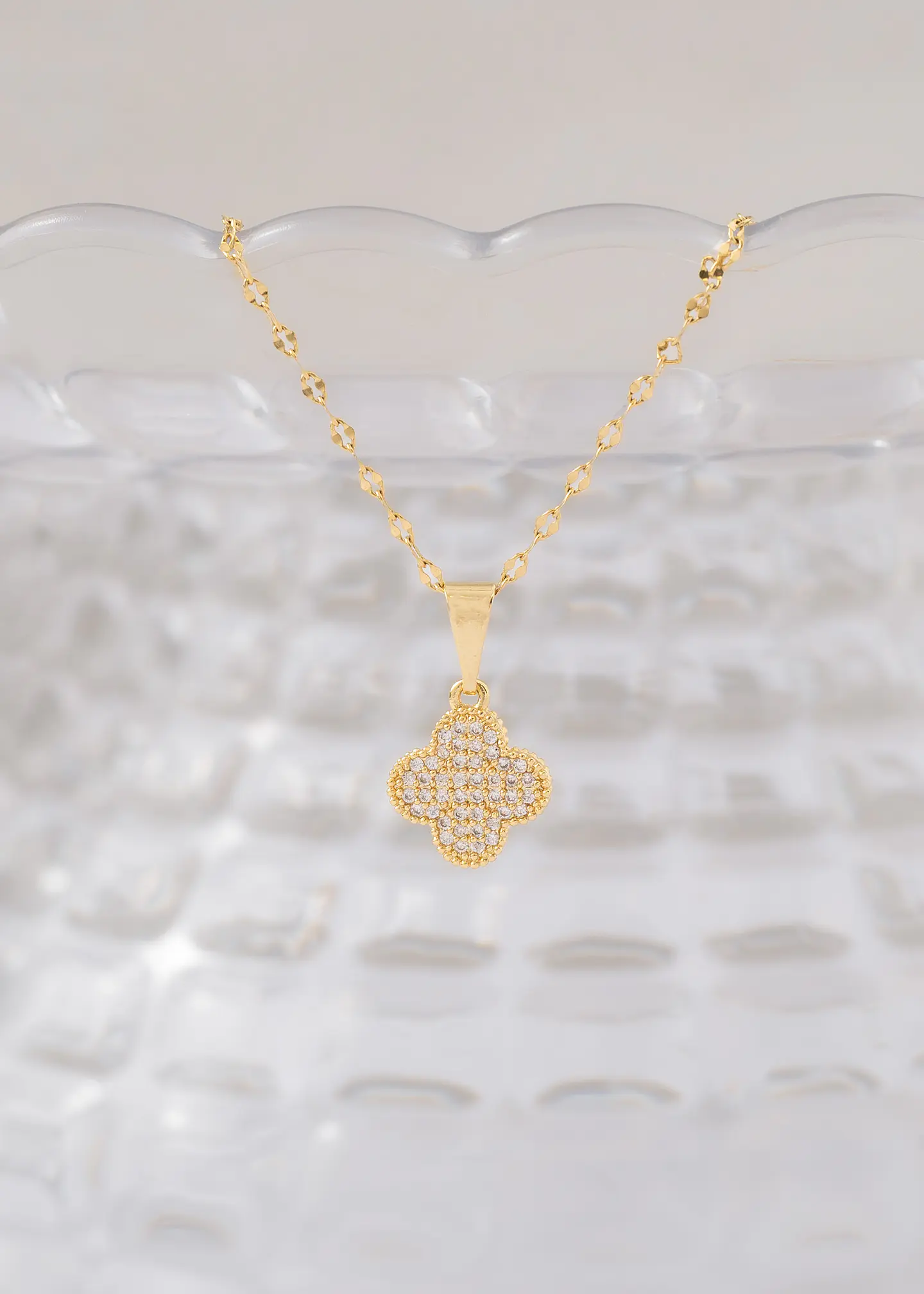 Dije Clover Circonias  2