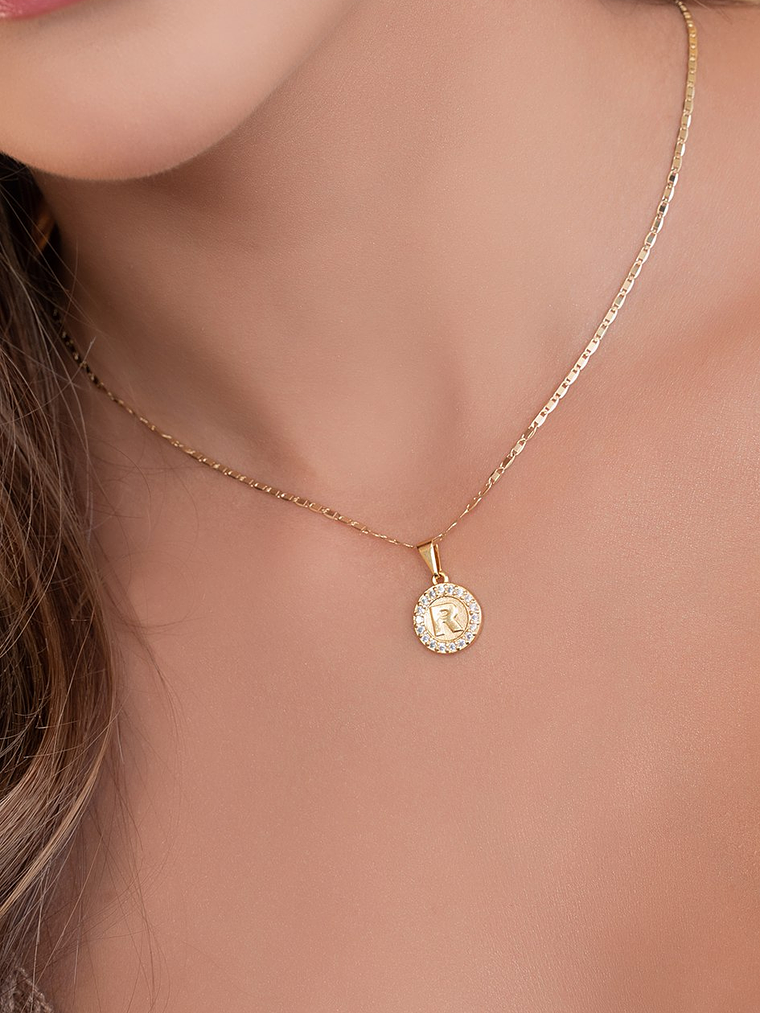 Dije Letra R Circular  2