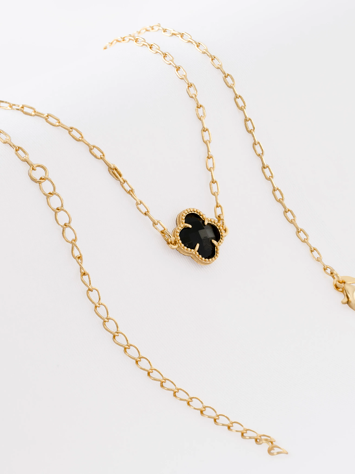 Set Clover Negro 42 Cms + Extensor  1