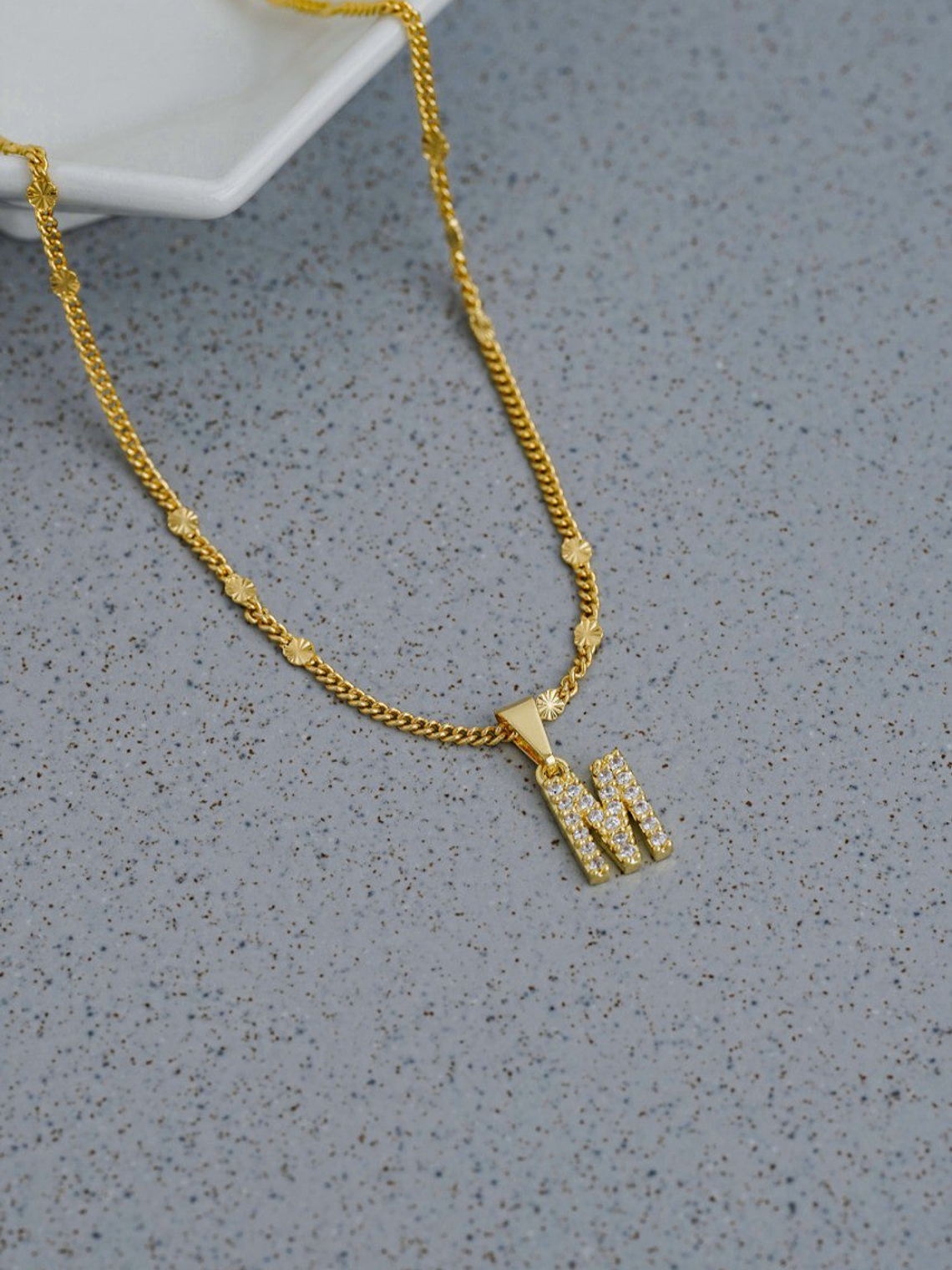 Dije Letra Iniciales en Circonia 