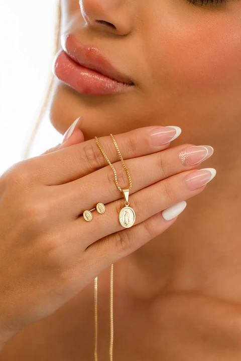Set Virgen Guadalupe en Oro laminado18k 