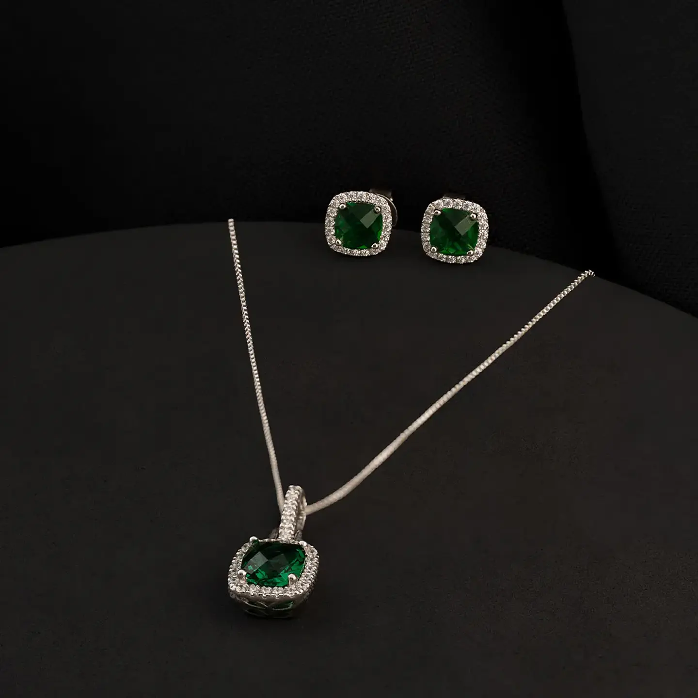 Conjunto Pave Circon Verde 1