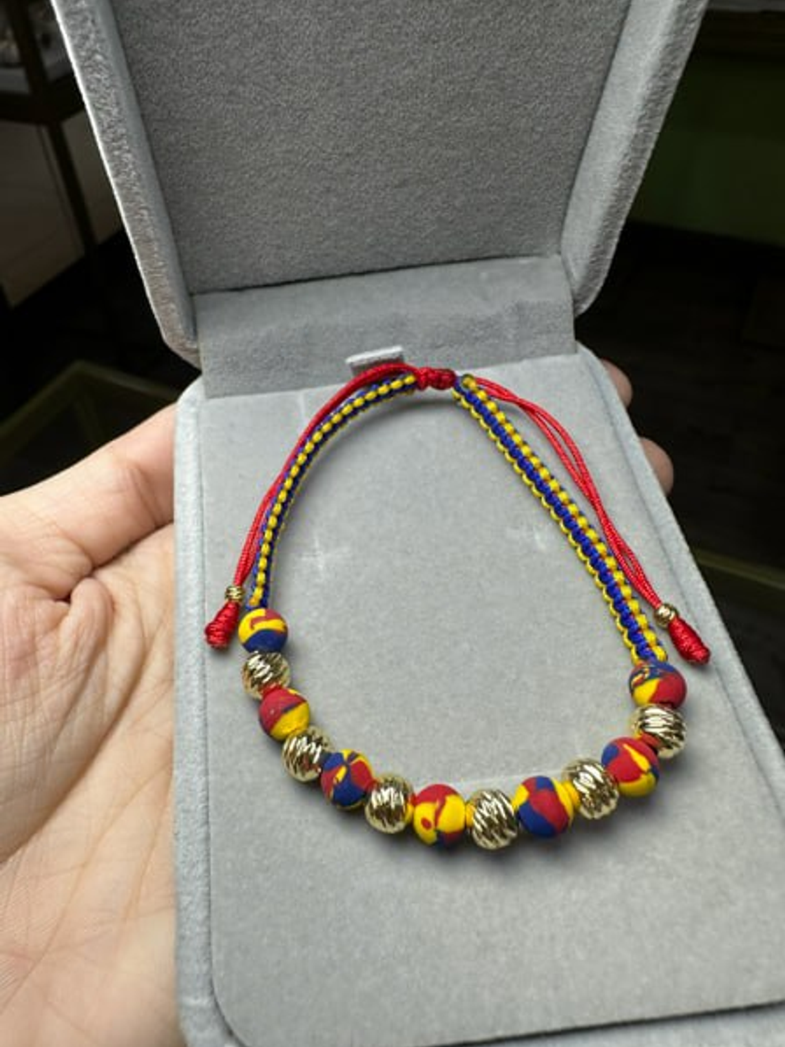 Pulsera Artesanal Colombia 1