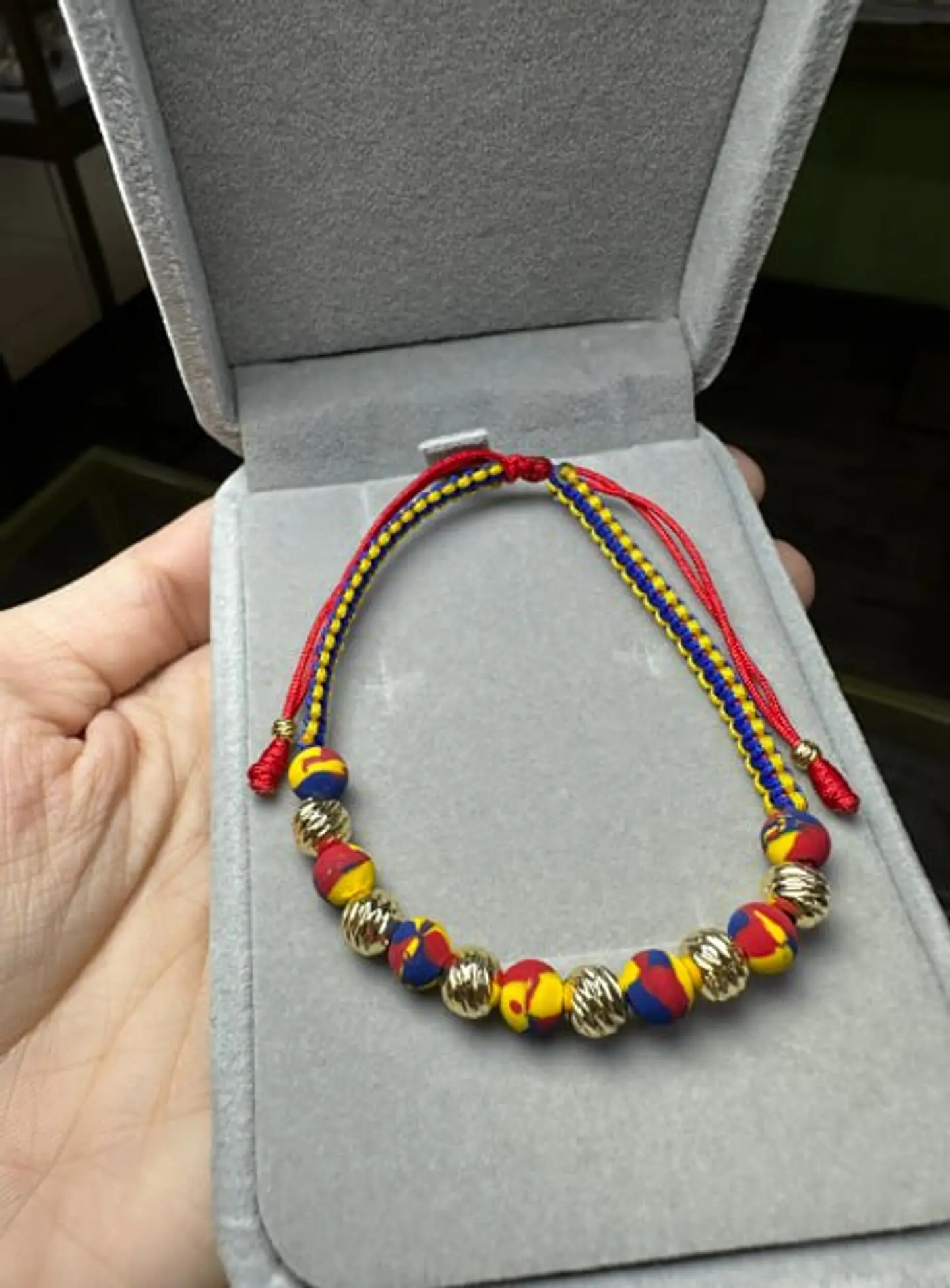 Pulsera Artesanal Colombia 1