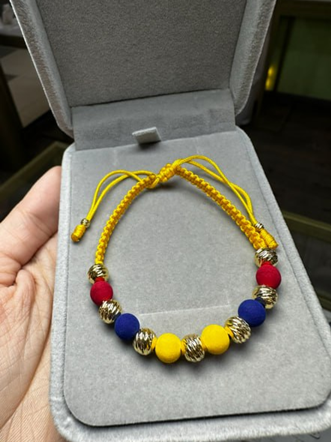 Pulsera Artesanal de Colombia 02 1