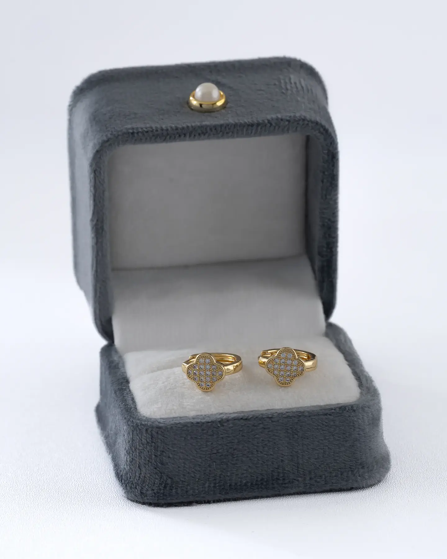 Arete Candonga Clover Luxe 12 mm | Joya femenina 3