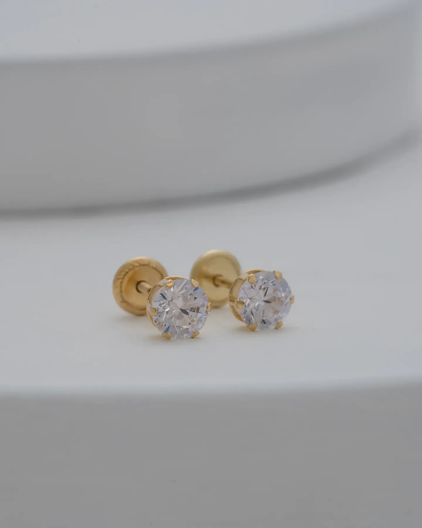 Arete Topo Solitario SB 5 mm | Joya fina | Unisex  2