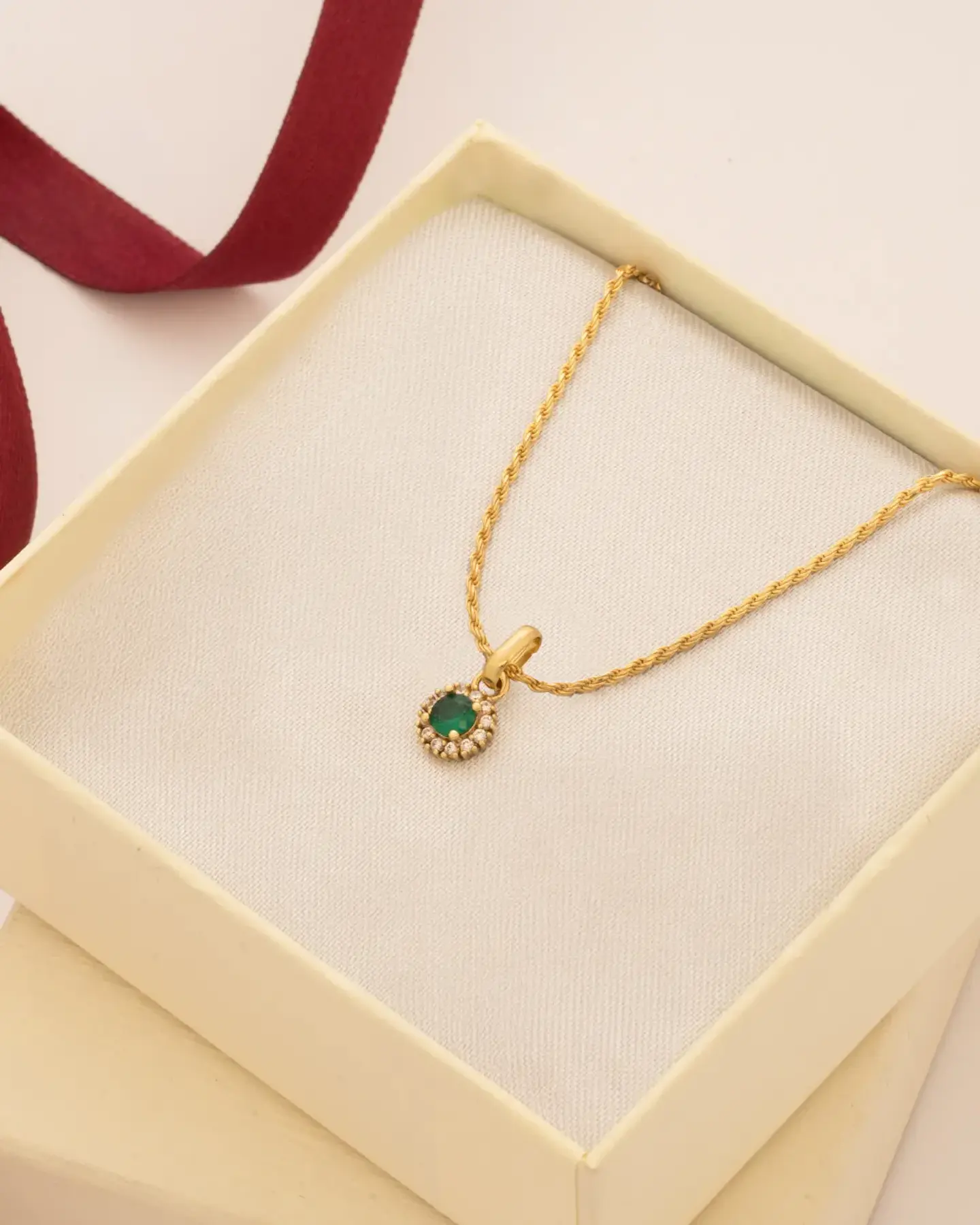 Dije Royal Green 8 mm | Joyas Finas  1