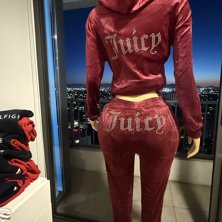 Buzo juicy burdeo  2