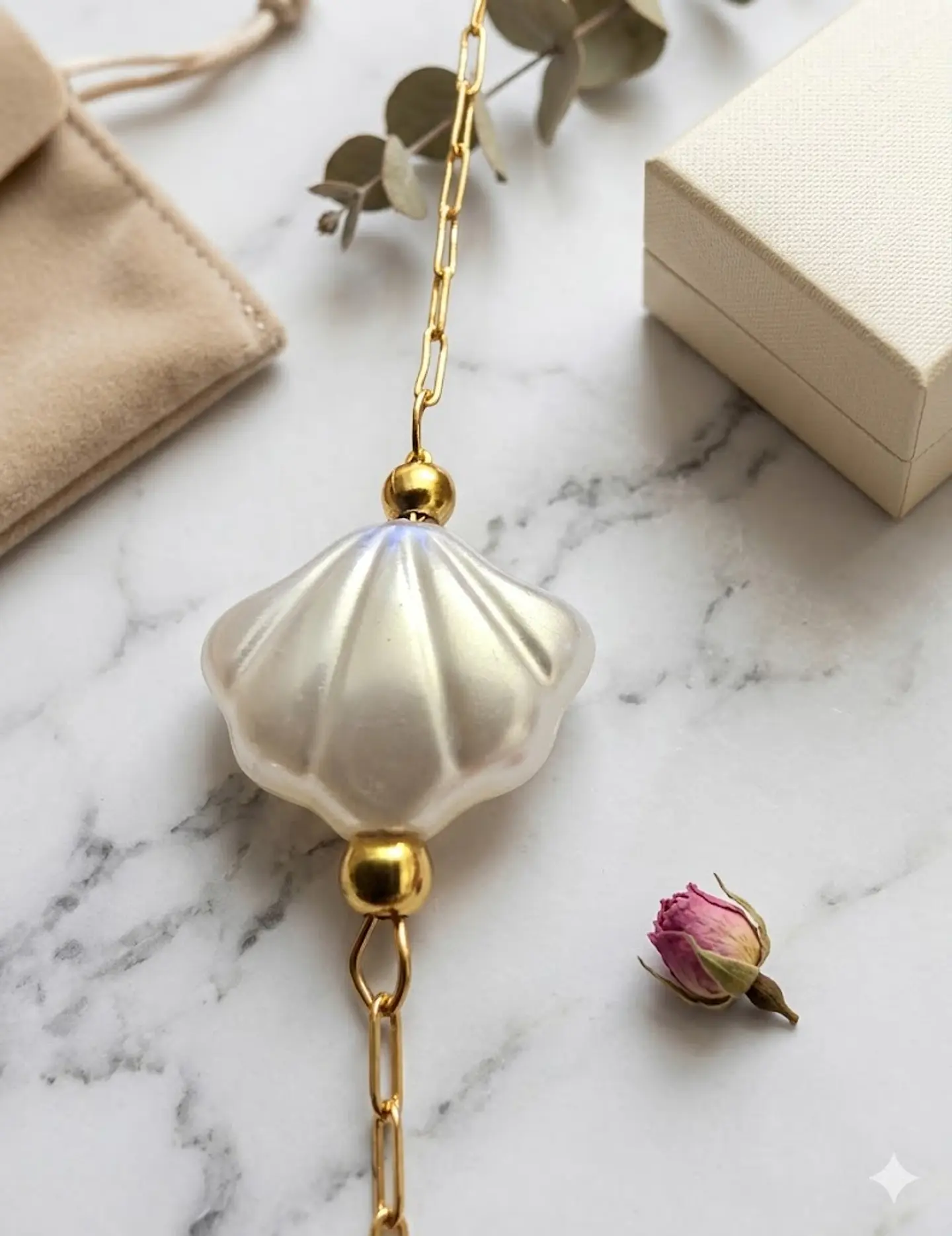 Colar Delicado Dourado Ocean Shell 2