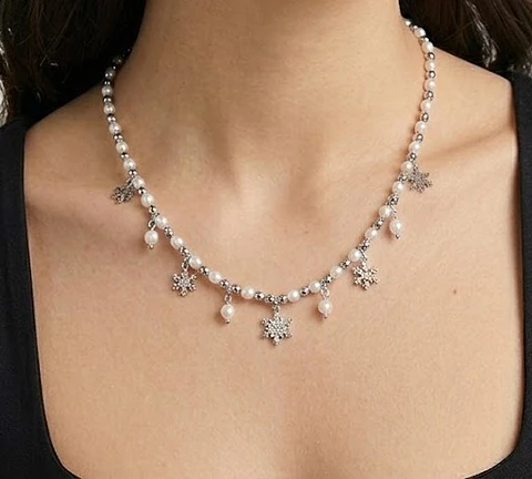 Colar Pérolas & Snowflakes