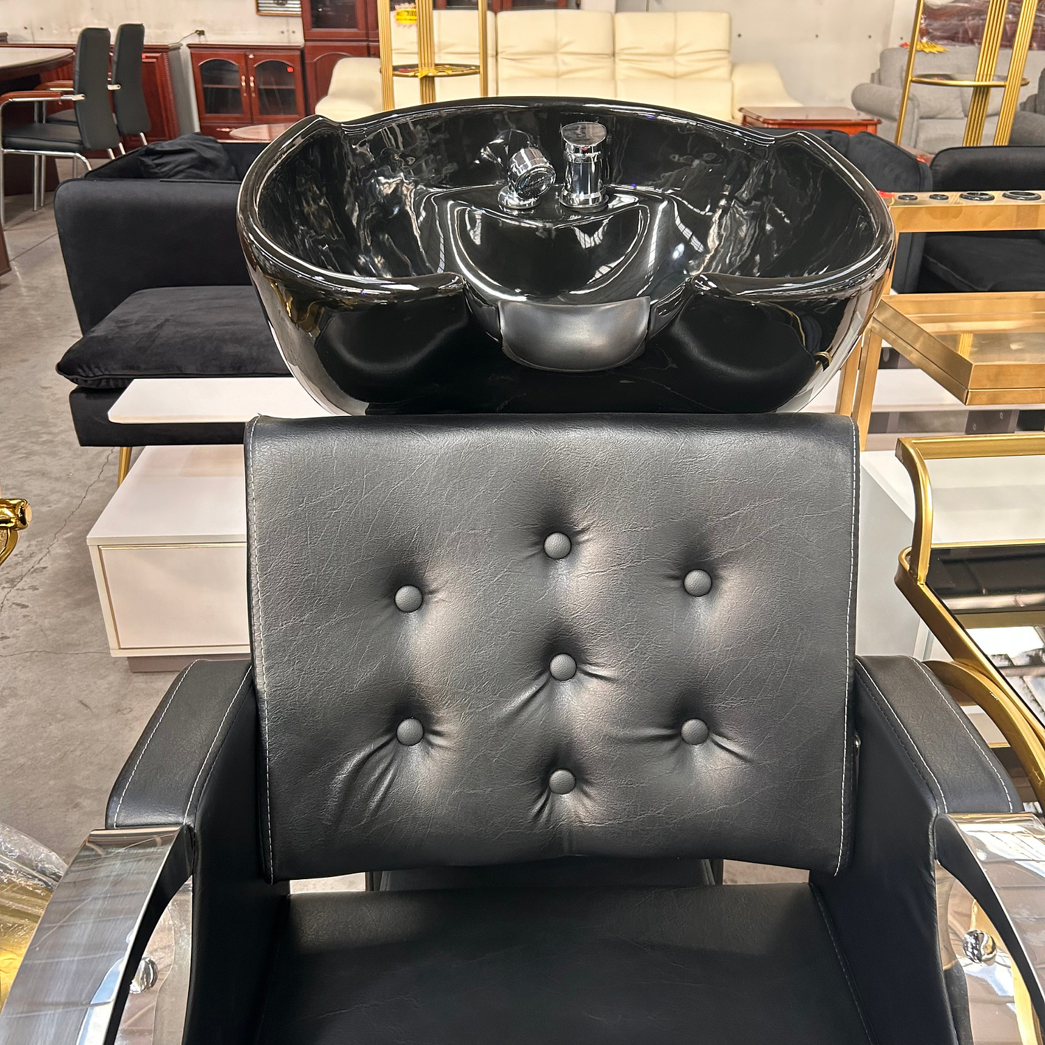 LavaPelo Salón de Belleza con Botones Negro 7