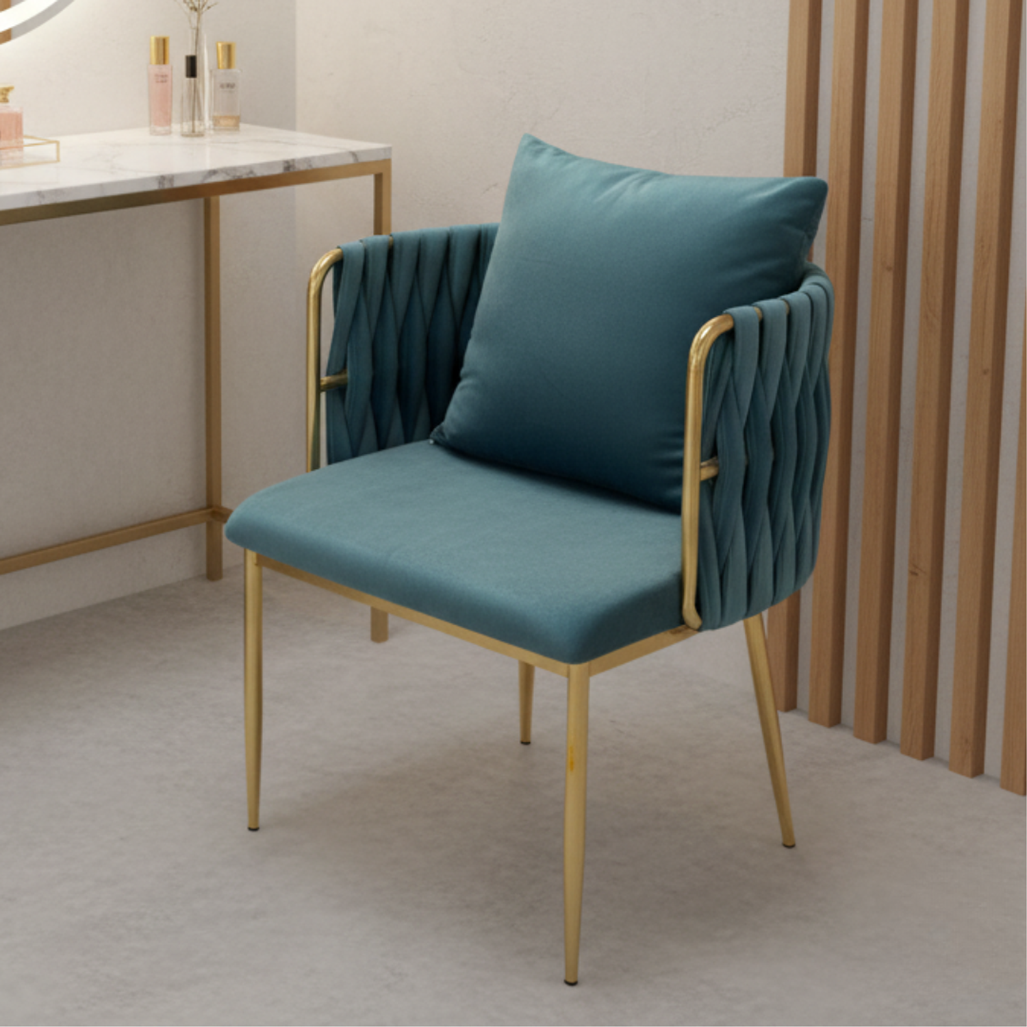 Silla Velvet Patas Doradas  13