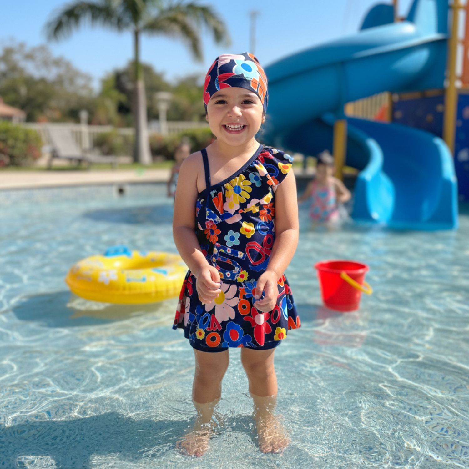 Traje de Baño y Falda de Verano para Niñas con Short 3