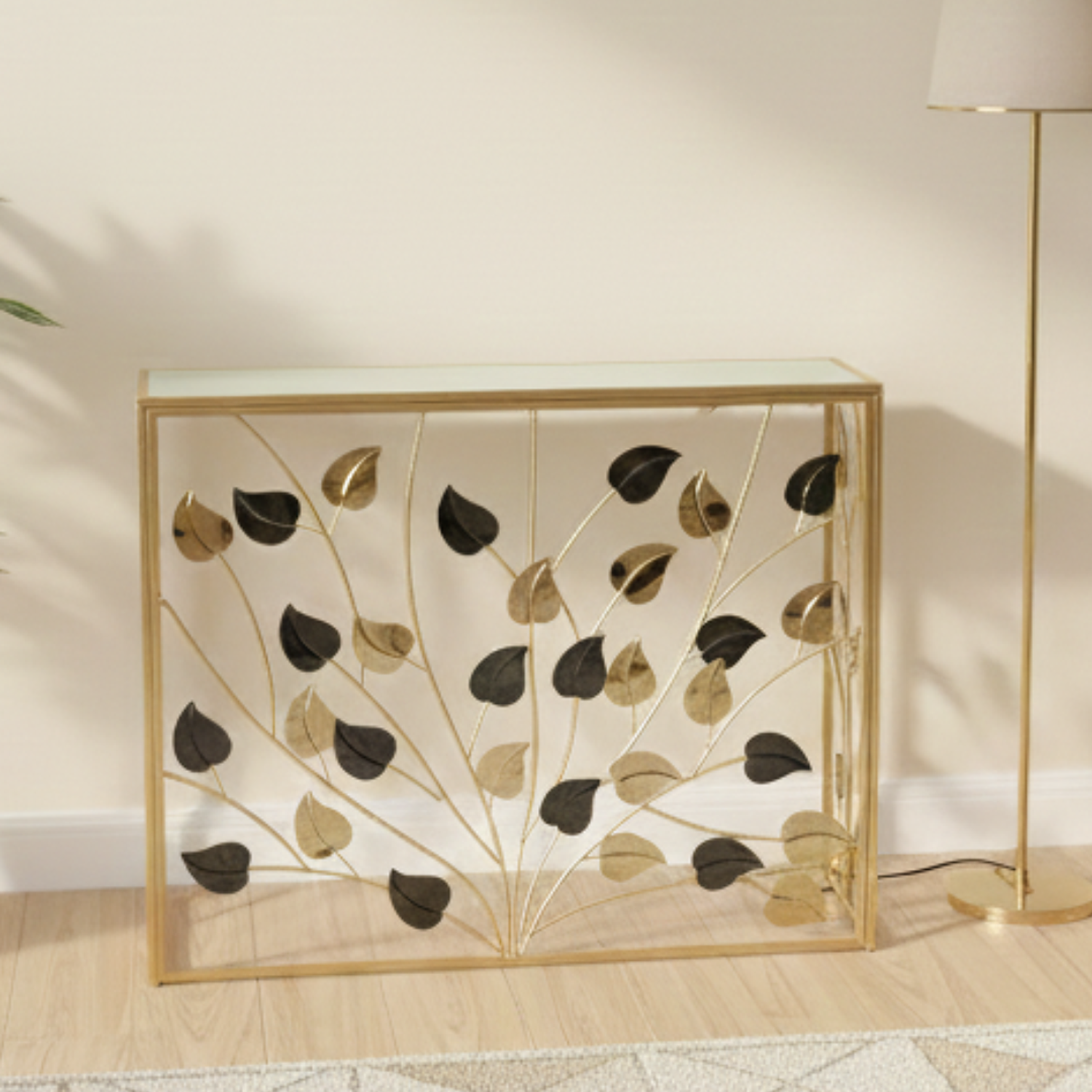 Arrimo de Entrada Dorado con Diseño de Hojas y Base Blanca 1