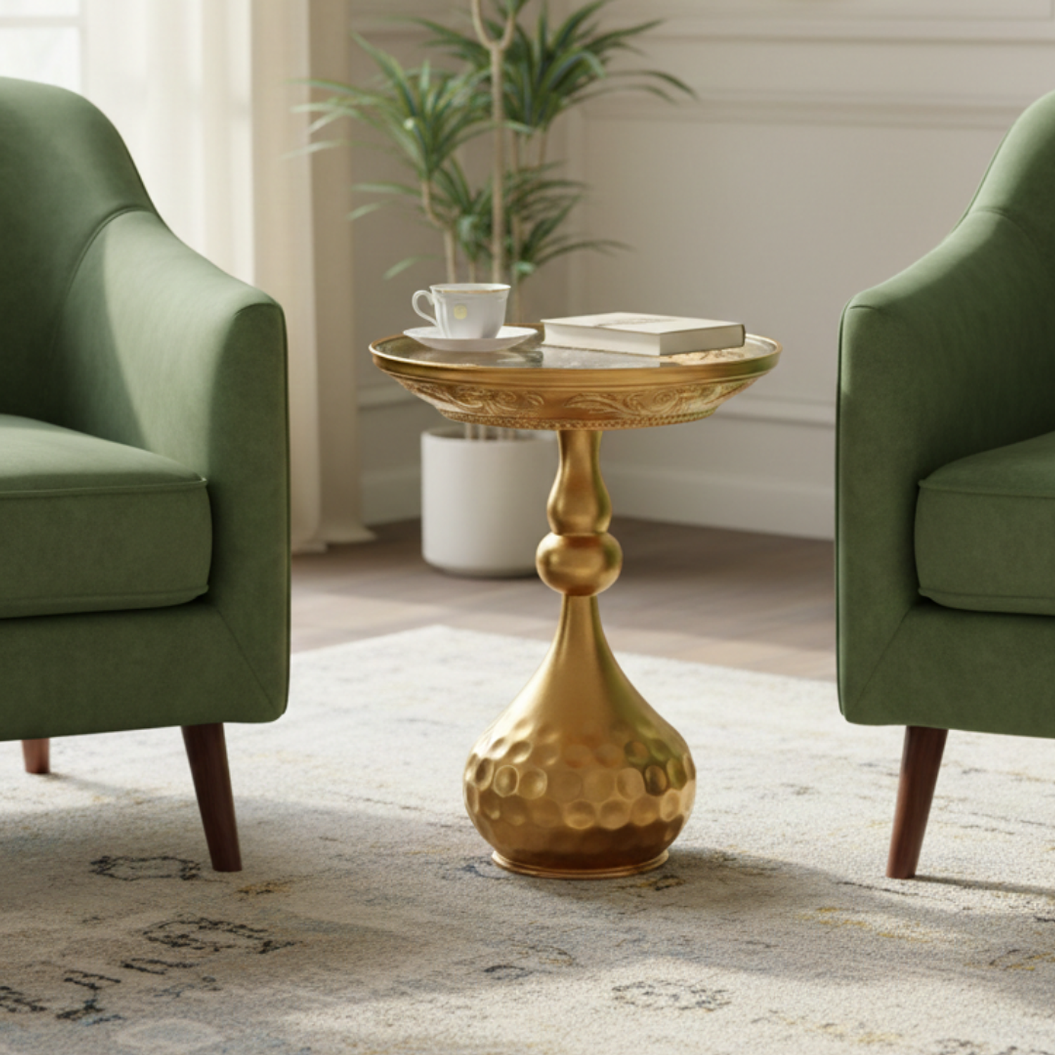 Mesa Lateral en Dorado con Detalle de Flor de Loto 7