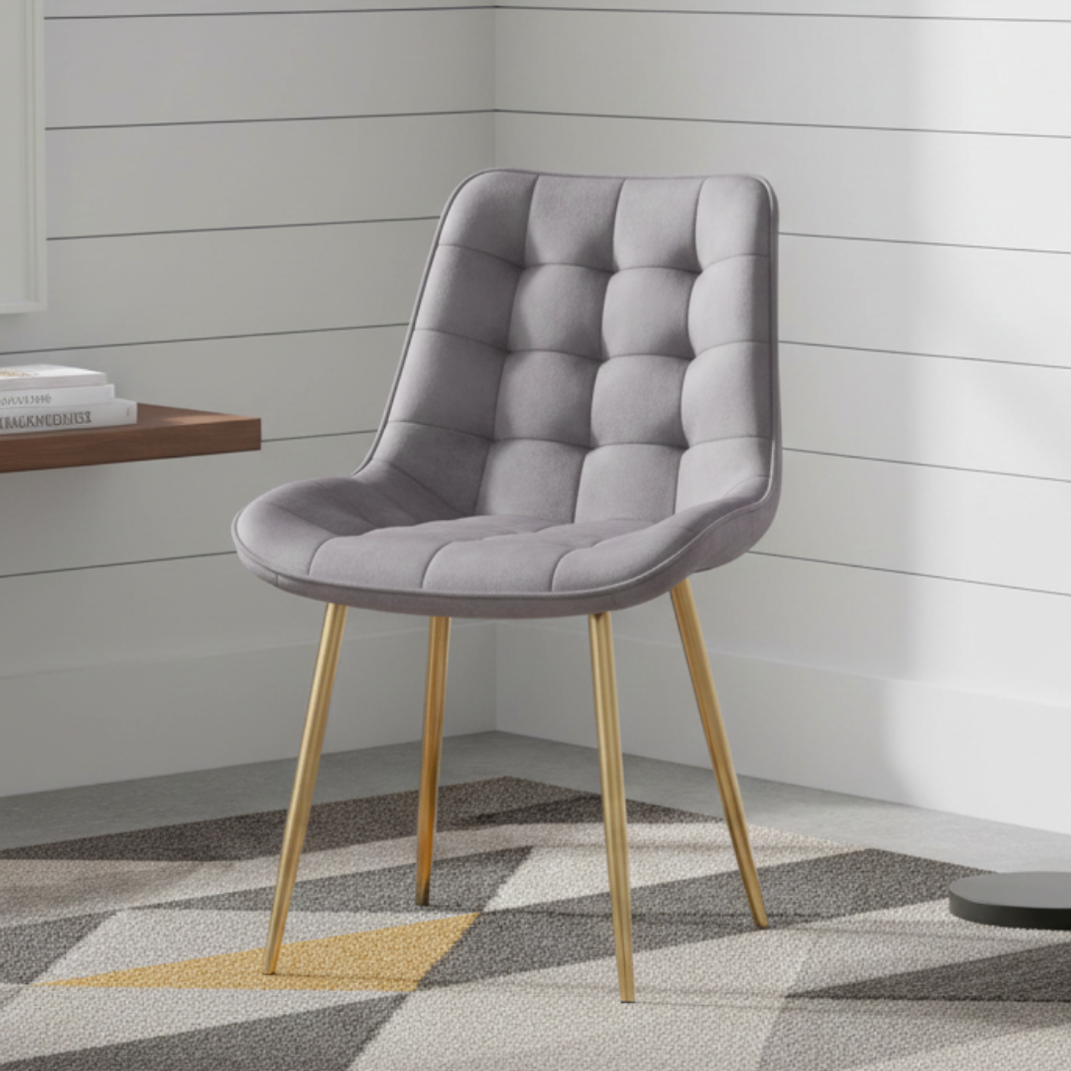 Silla Capitone Top Pata Dorada  1