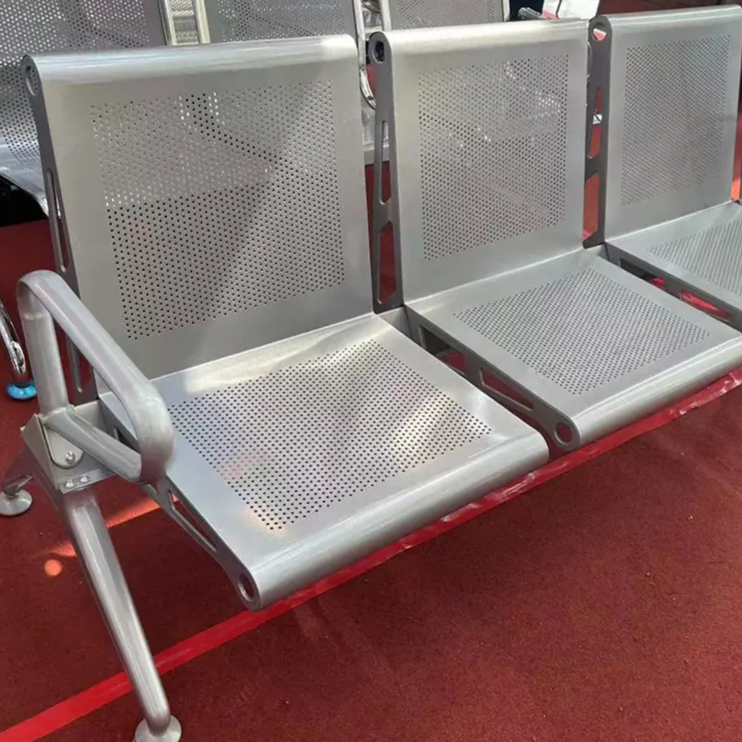 Banca de Espera Metálica 3 Puestos para Clínica, Oficina y Recepción Nova Metal 7