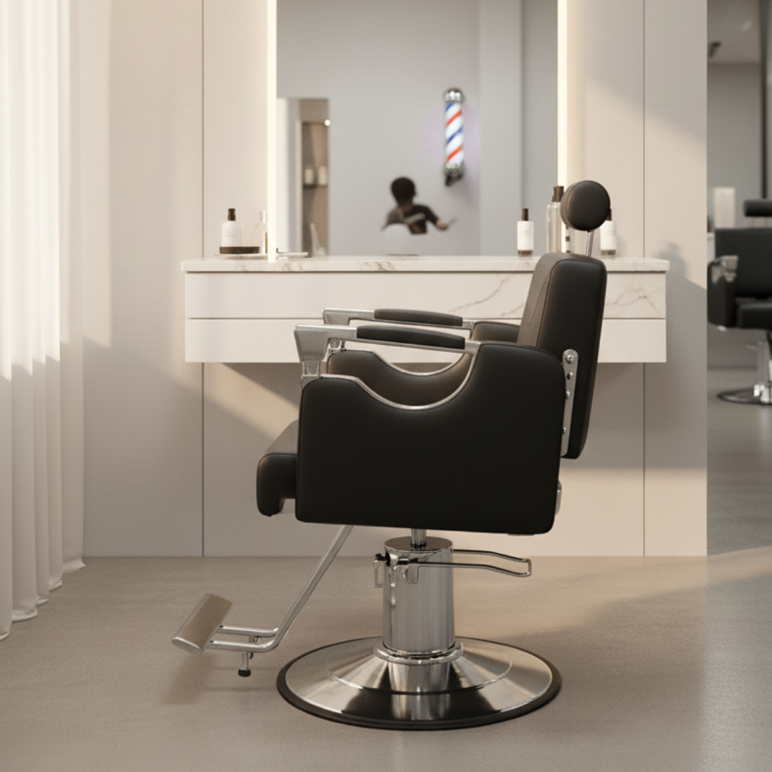 Sillón de Barbero Reclinable Negro con Base Cromada y Soporte de Cabeza Titan Black Pro 2