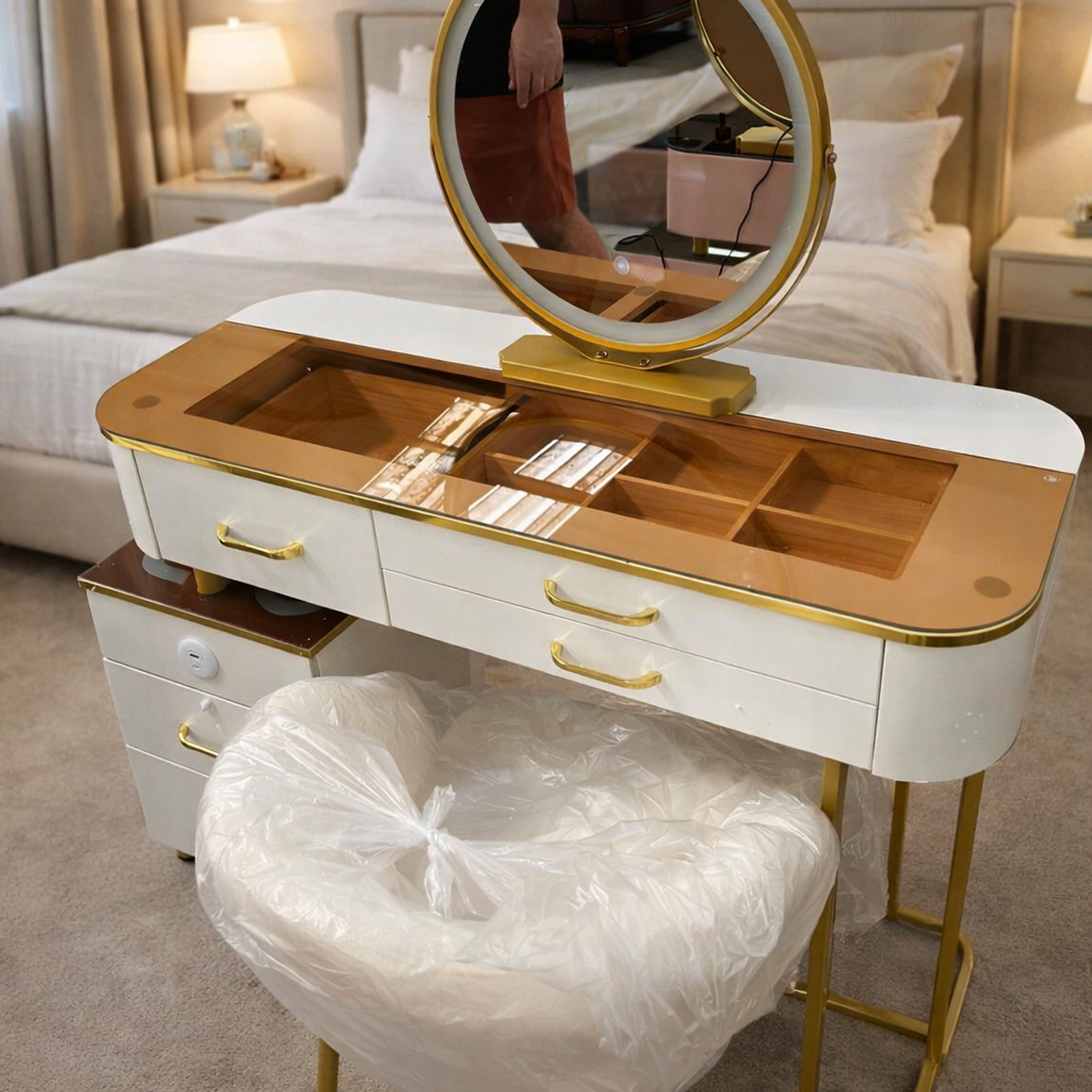 Tocador con Espejo LED Touch, Parlante Bluetooth y Carga Inalámbrica + Silla | Cubierta café 2